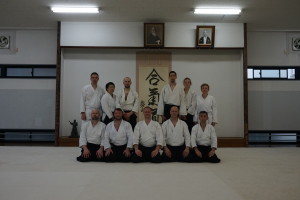 Gruppfoto i Hombu dojo, Tokyo. 2016-04-04
